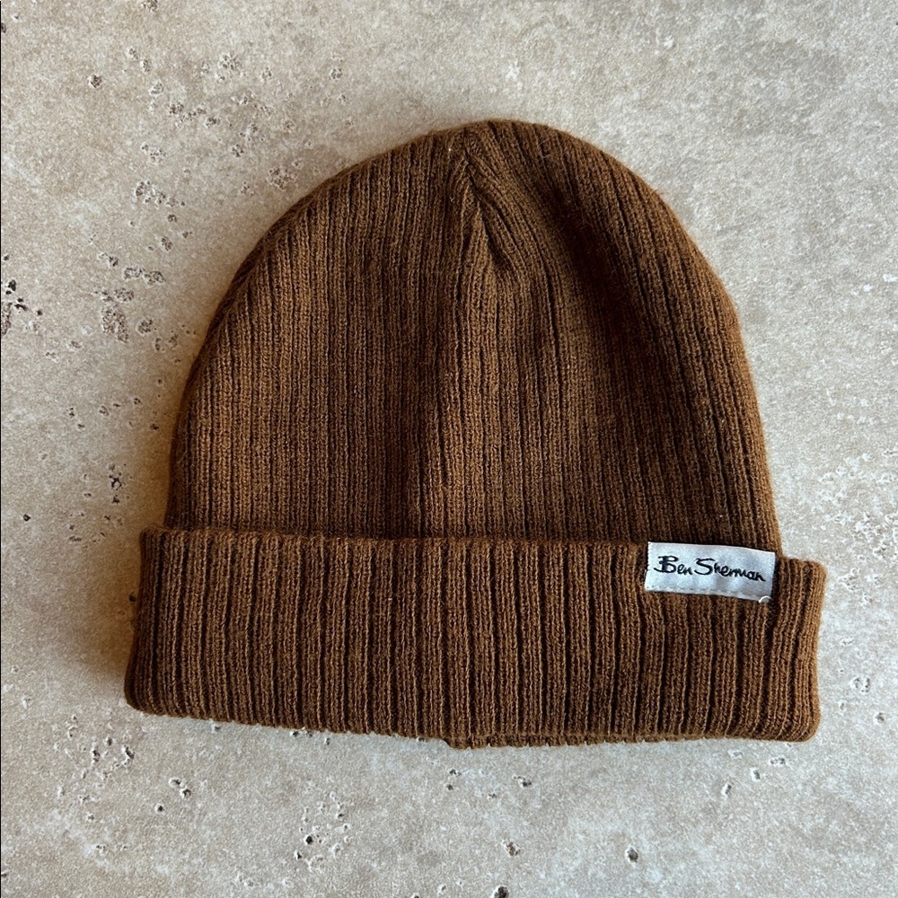 Ben Sherman toddler/ baby brown knit hat